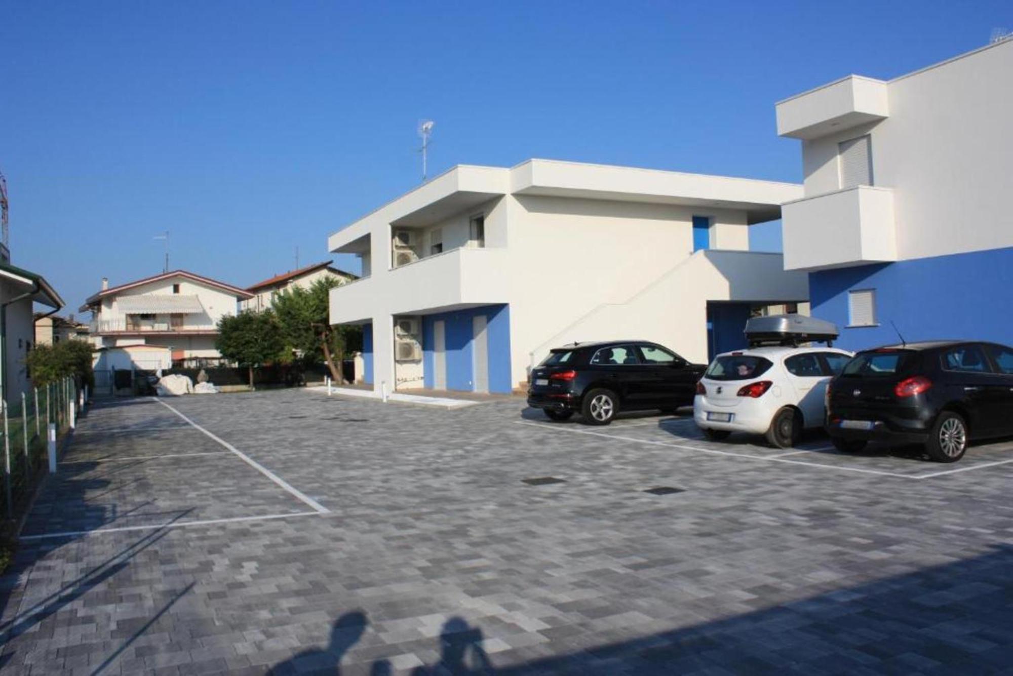 Residence Blumar Jesolo Golf Club Екстериор снимка